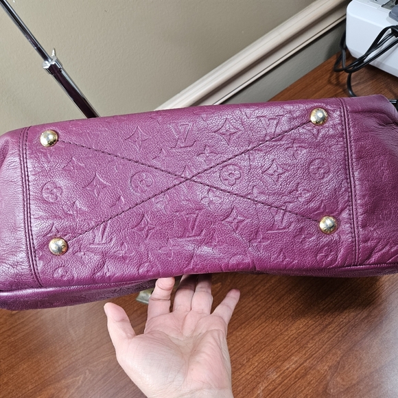 Authentic Louis Vuitton Empreinte Artsy Mm Burgundy Infini Monogram Leat… - Picture 3 of 13